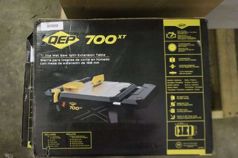 QEP 7" Tile Wet Saw with extension table - Matthews Auctioneers