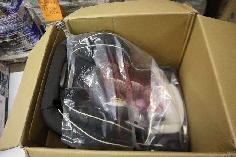 Graco Extend2Fit Convertible Car Seat Matthews Auctioneers