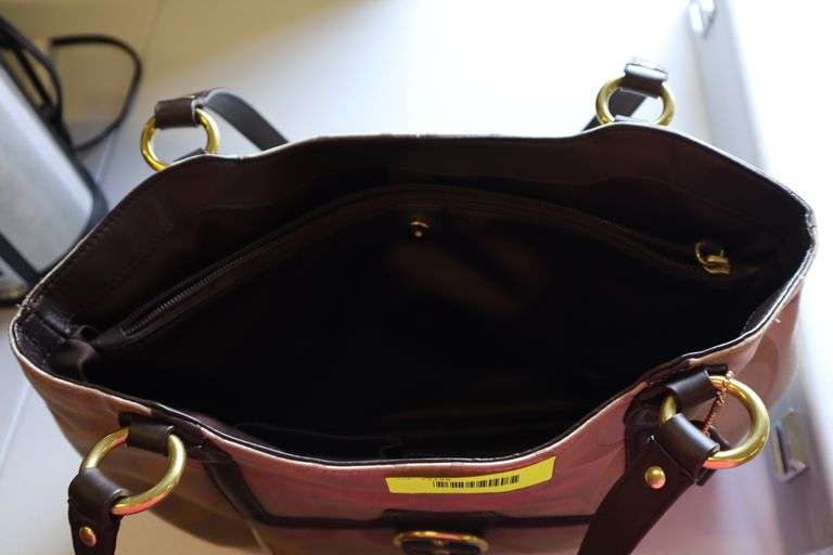 Coach Purse Matthews Auctioneers