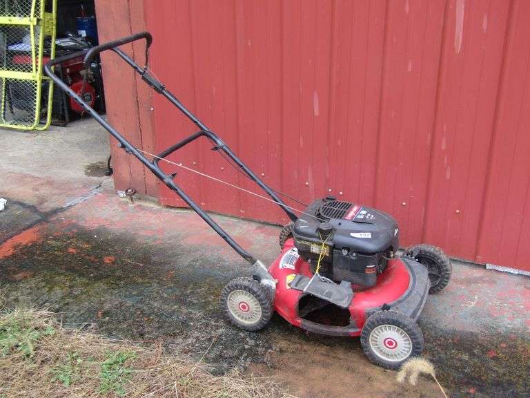 Troy Built Push Mower - Matthews Auctioneers