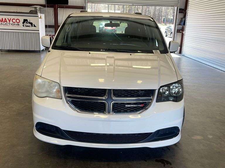 2012 DODGE Grand Caravan - Mayco Auctions