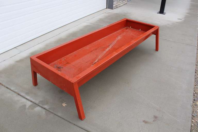 Livestock Cake Feeder 90"x30" Musser Bros Inc