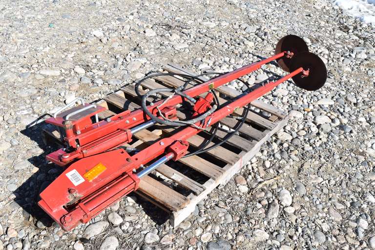 (2) Hydraulic Markers Musser Bros Inc