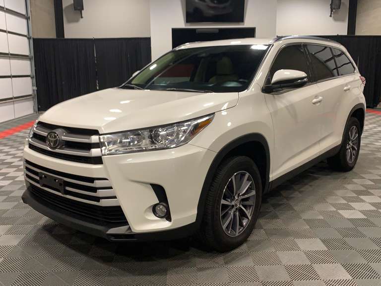 2019 Toyota Highlander XLE Trucks & Auto Auctions