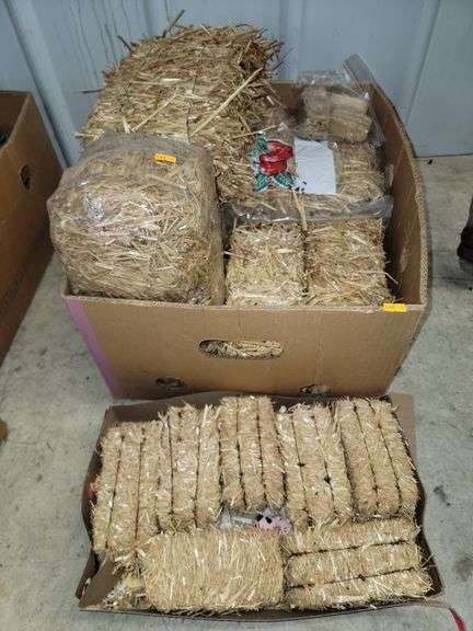 Mini Straw bale assortment - Metzger Property Services LLC