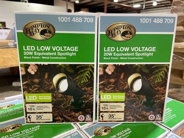 2-Hampton bay LED low voltage 20w equivalent spotlight - Metzger