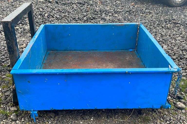 3pt Dump box 43x43x12 Metzger Property Services, LLC