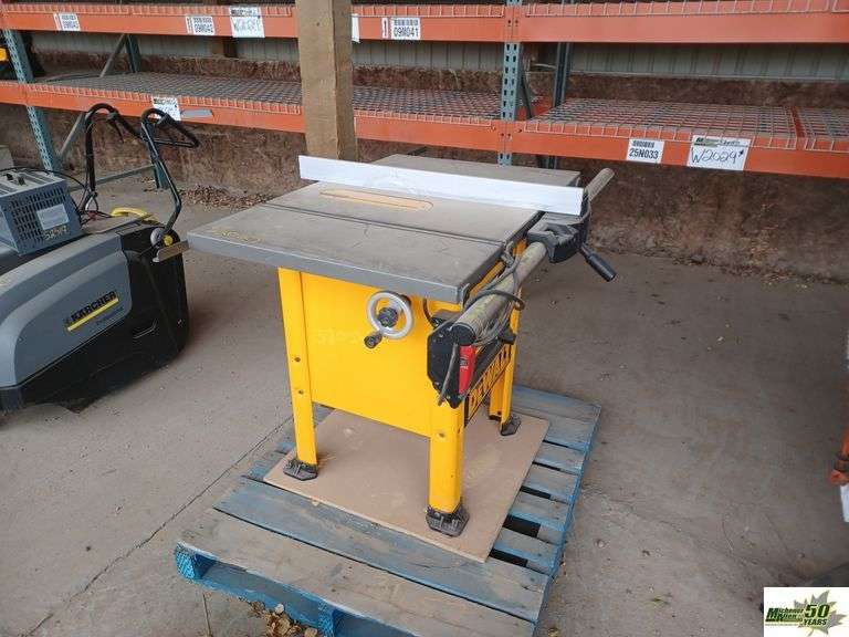 Dewalt DW746 Table Saw1 Pallet Michener Allen Auctioneering Ltd