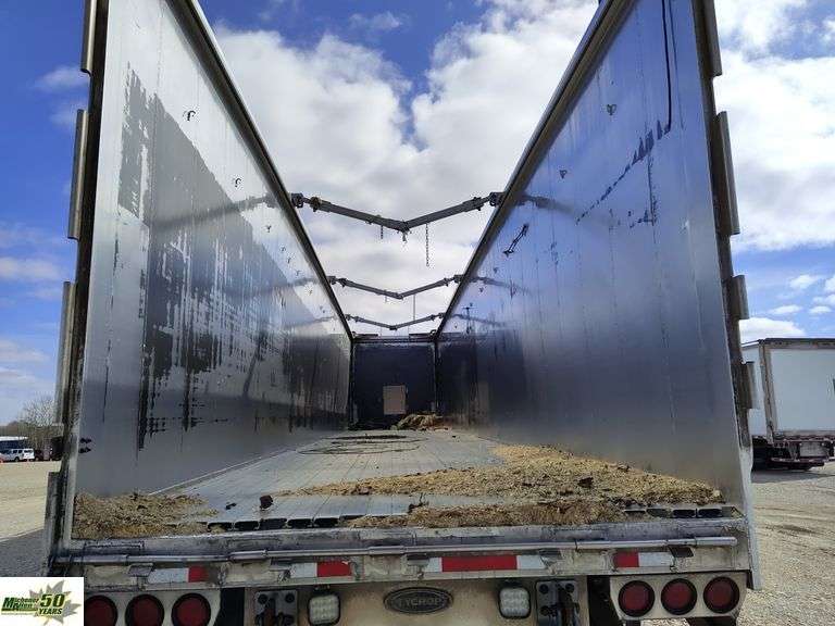 2017 Tycrop Smooth Flow TRI/A 52FT 9IN Walking Floor Live Bottom