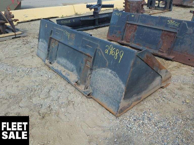 88in Bobcat Snow Bucket Qty 1 Michener Allen Auctioneering Ltd