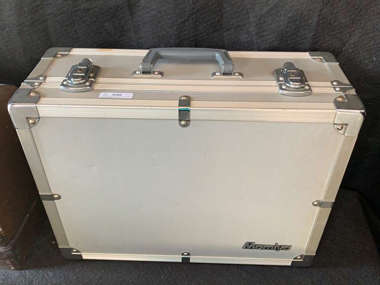 Vintage Mamiyoa Aluminum Camera Case Mariner Auctions & Liquidations Ltd.