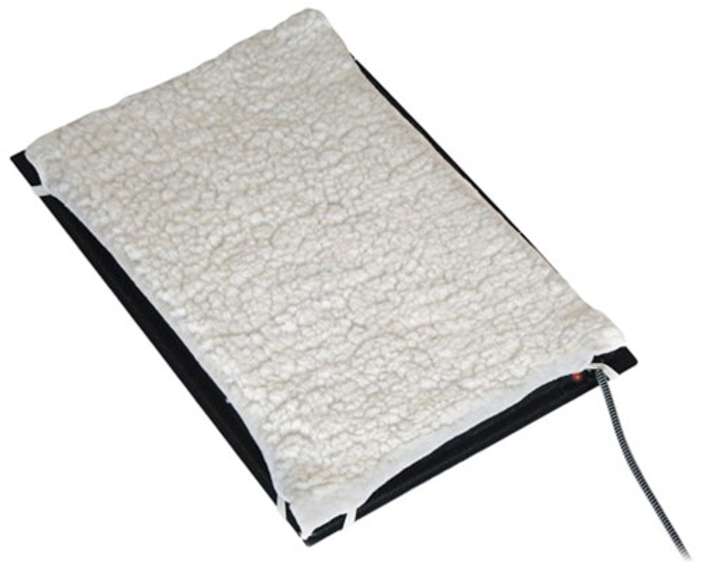 Farm Innovators HM100L Heated Pet Mat, 100 Watts New/Open Box item