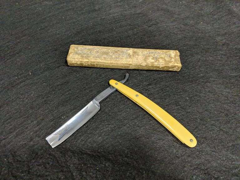 Edelweiss H. Boker & Co. (Solingen, Germany) Antique Straight Razor