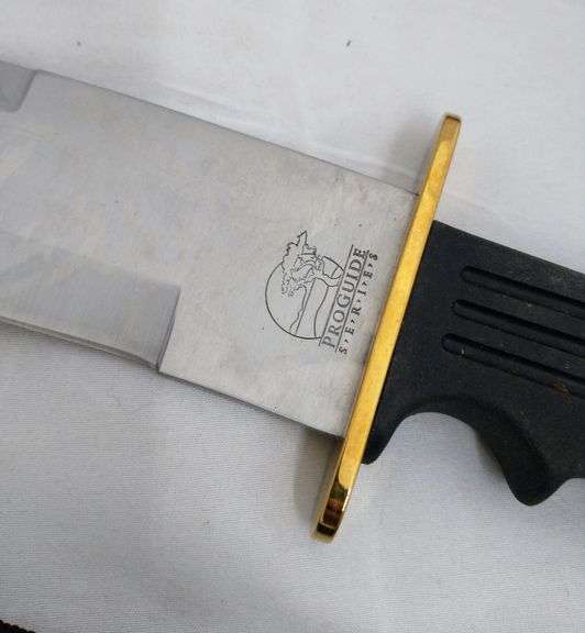 Frost Cutlery Bush Master Elite 19" overall Machete with Proguide