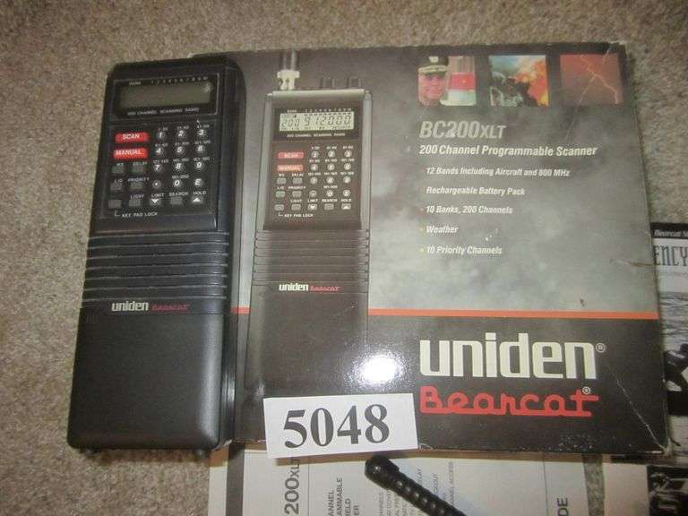 Bearcat Uniden BC200XLT handheld scanner in box with manual Mark Van