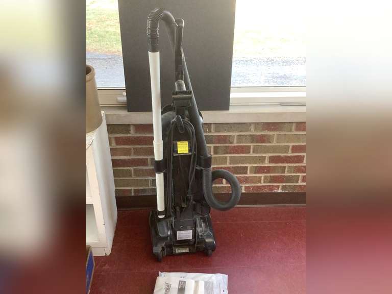 Eureka the boss vacuum with extra bags. Worked when tested. Northern