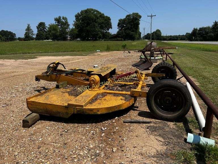 10ft Bush hog Nutt Auction