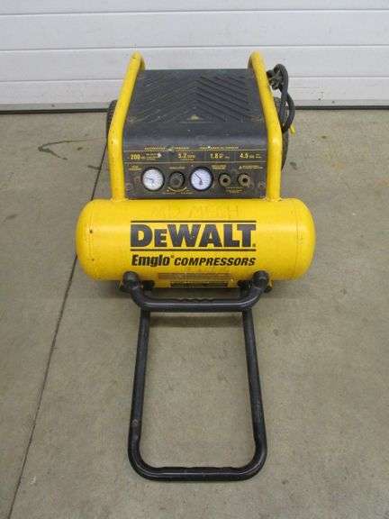 DeWalt D55146 Wheeled Portable Air Compressor - Oberman Auctions