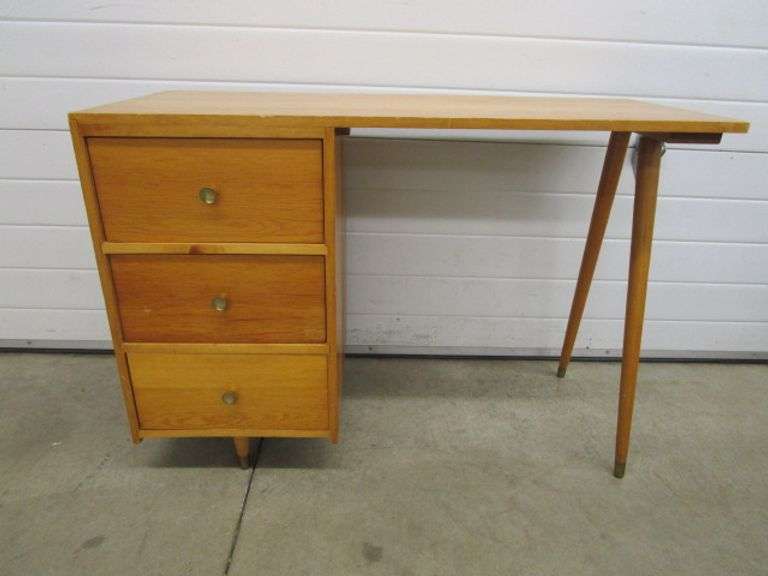 Pine Student Desk Oberman Auctions