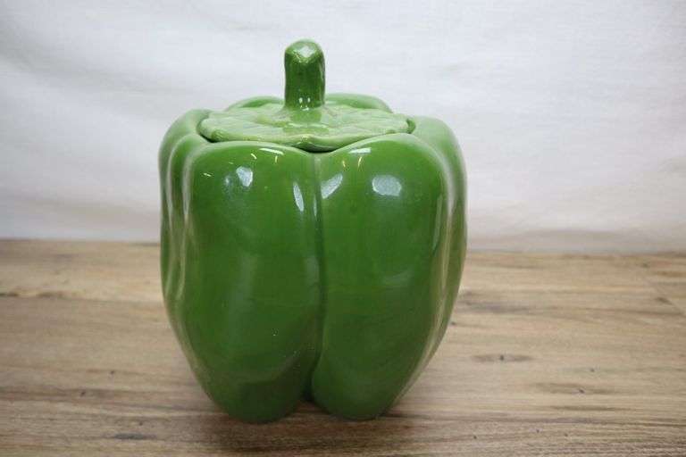 Vintage Mccoy Usa Green Bell Pepper Cookie Jar C Pacific Auctions