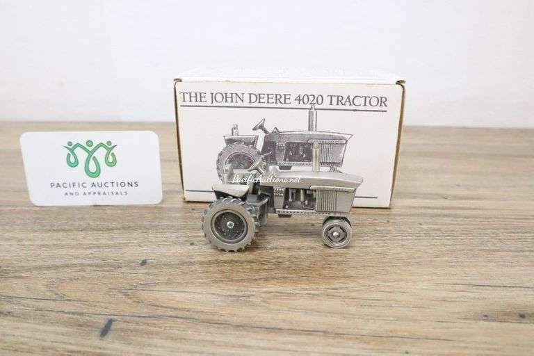 19641972 John Deere Model 4020 Pewter Tractor 1/43 Spec Cast Toy Jdm
