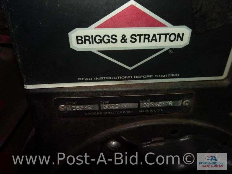 Briggs/Stratton 5 HP - Elsenpeter Auctions & Real Estate, Inc. dba Post