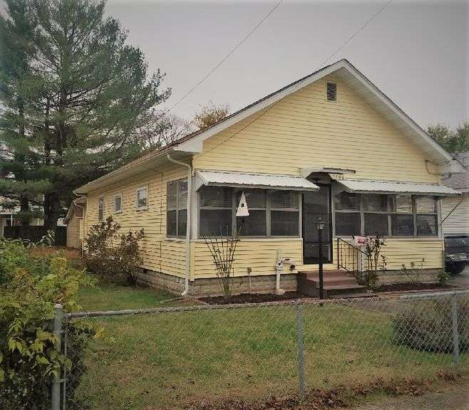 SOLD Ref 1442 1706 13th Street, Lawrenceville, IL 62439 Parrott