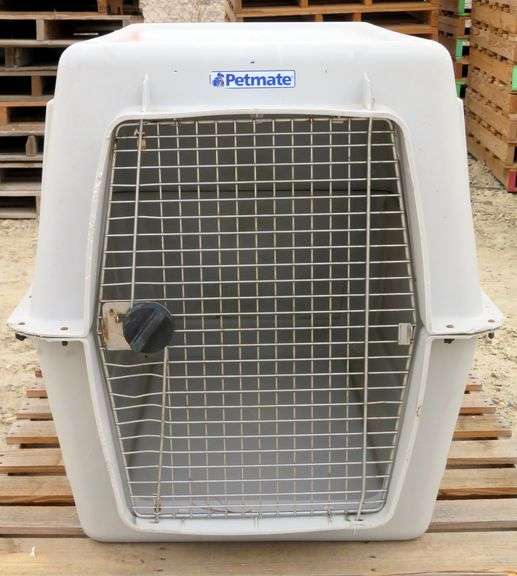 Z1224 Petmate Dog Crate Pickett Auction Service
