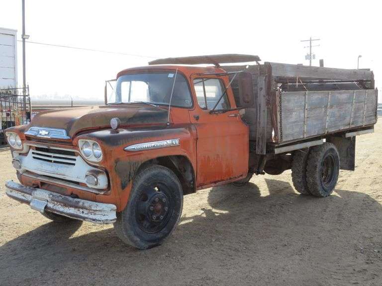 B-216 1959 Chevy Viking 60 Dump Truck - Pickett Auction Service