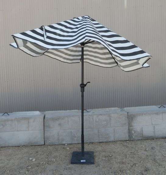 E144 Outdoor Umbrella With Stand Pickett Auction Service