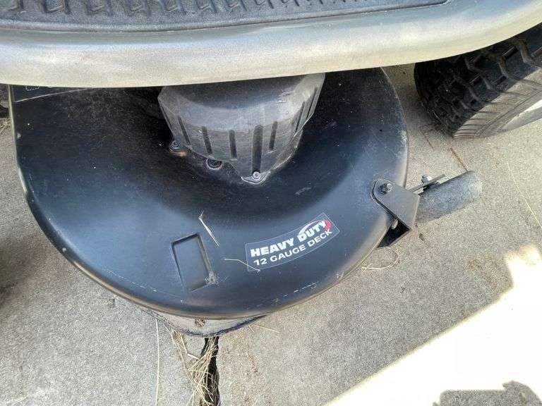 Craftsman LT 2000 Riding Mower - Property Peddler