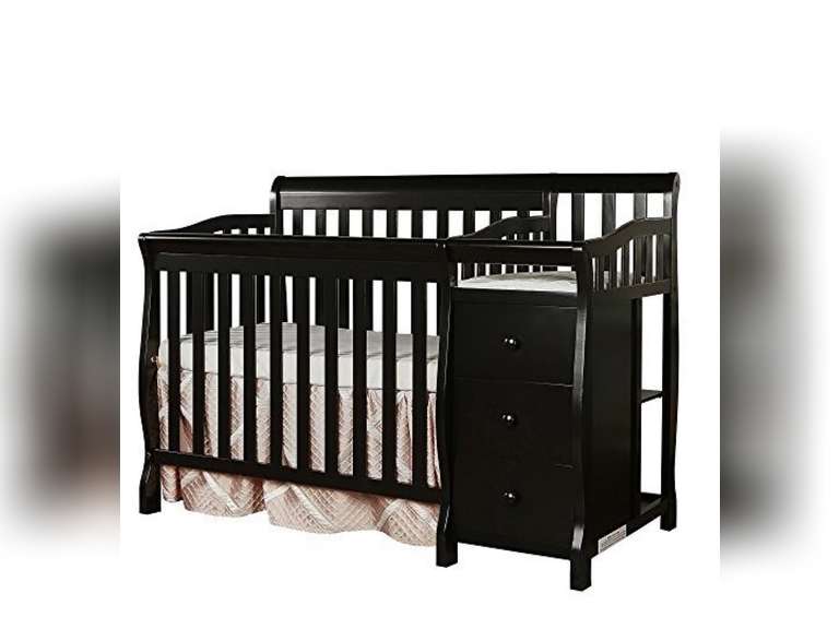 Dream On Me Jayden 4 in 1 Convertible Portable Crib 251.63 Quarter Price