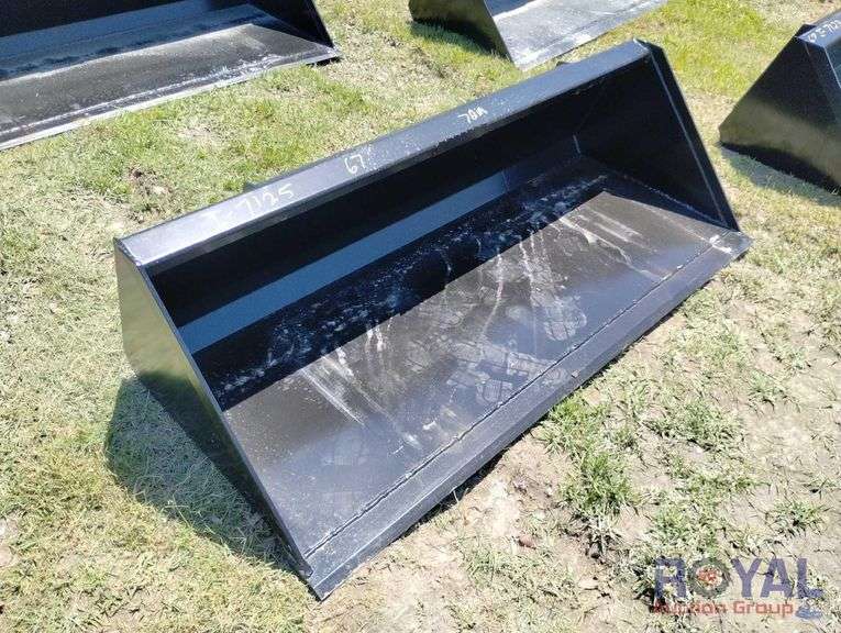 72" Skid Steer Bucket Attachment Royal Auction Group