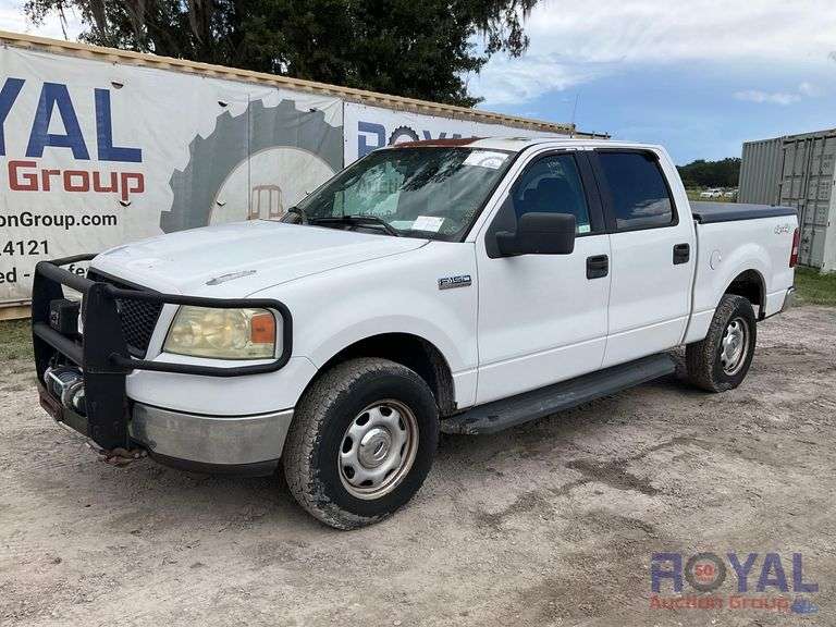 2005 Ford F-150 4x4 Pickup Truck - Royal Auction Group