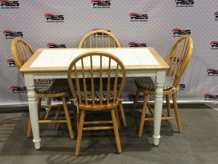 Dining Room Table Set RES Auction Services