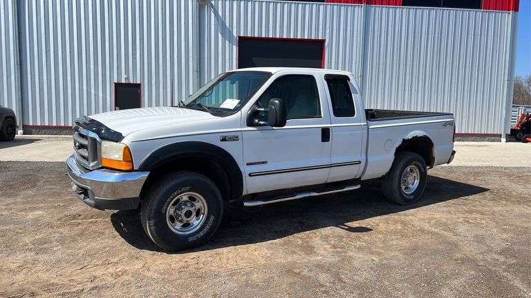 2000 Ford F-250 Super Duty Ext. Cab Pickup - RES Auction Services