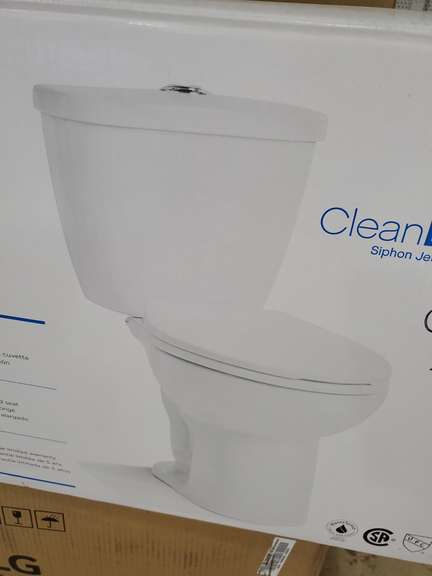 Waterridge 2pc toilet - Rideau Auctions