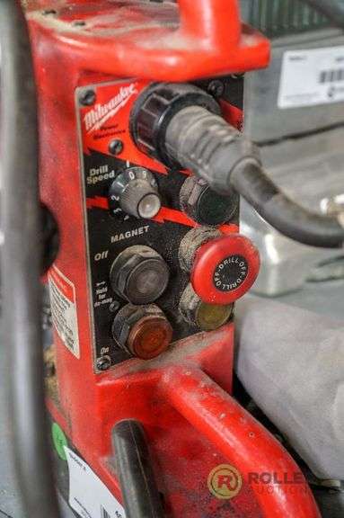 Milwaukee 4297-1 Electromagnetic Drill Press - Roller Auctions