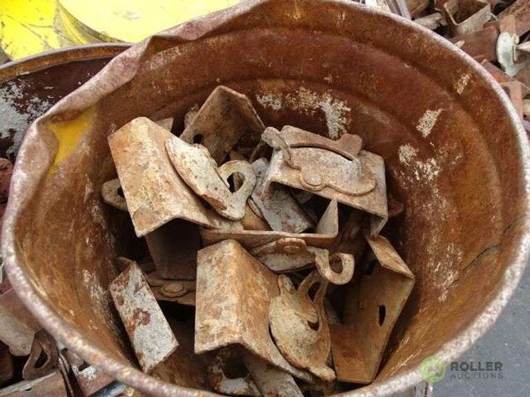 Pallet of Assorted Jahn Concrete Form Clamps, AClamp and CClamps