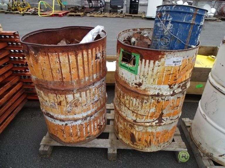 Pallet of Assorted Jahn Concrete Form Clamps, AClamp and CClamps