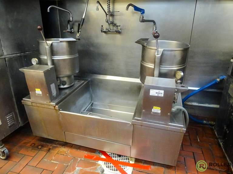 Trunnion Dual Tilt Kettles with Sink Bay, 64in Roller Auctions