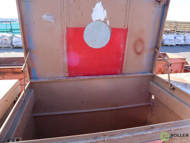 Knaack 4830 Jobmaster Chest Gang Box on Casters Roller Auctions