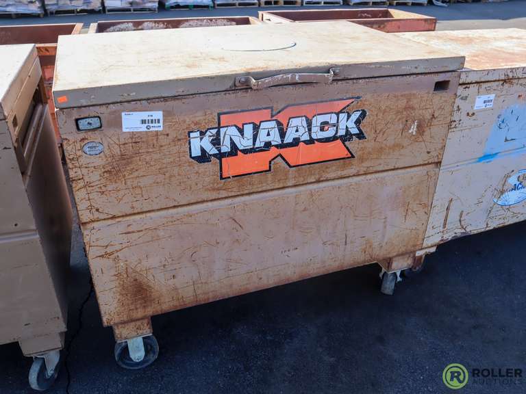 Knaack 4830 Jobmaster Chest Gang Box on Casters Roller Auctions