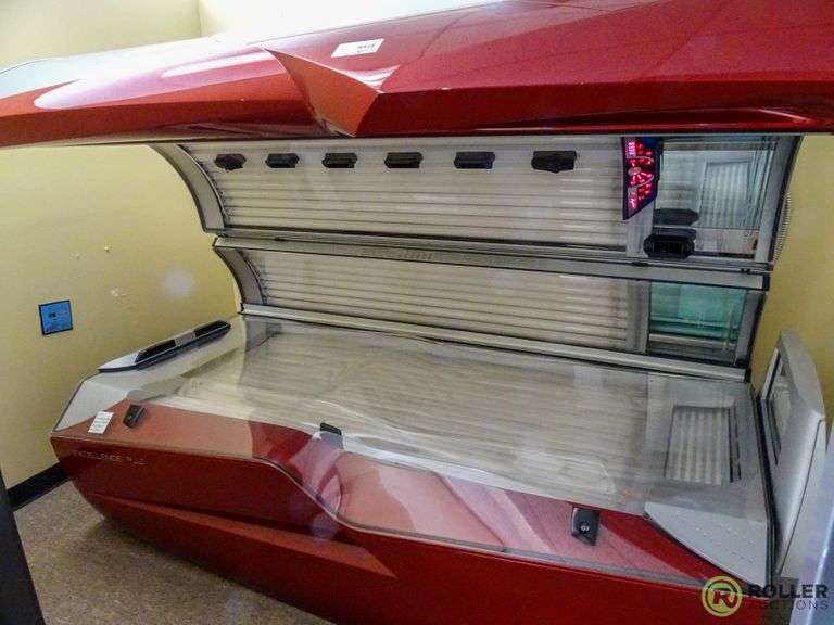 JK Products Ergoline Excellence 800 Tanning Bed, MFD 2003, 50Amp, 3ph, With Misters Roller