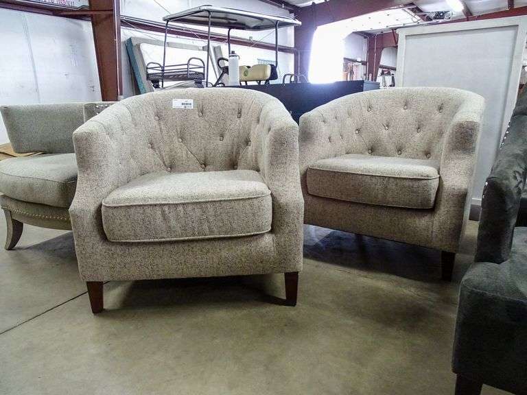 (2) E & E Co Ltd. Barrel Back Accent Chairs Roller Auctions