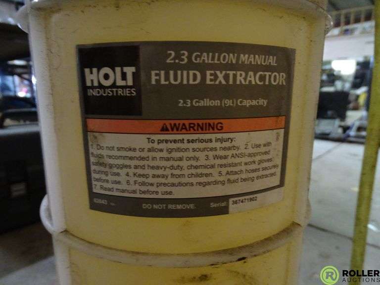 Holt 2.3Gallon Manual Fluid Extractor Roller Auctions