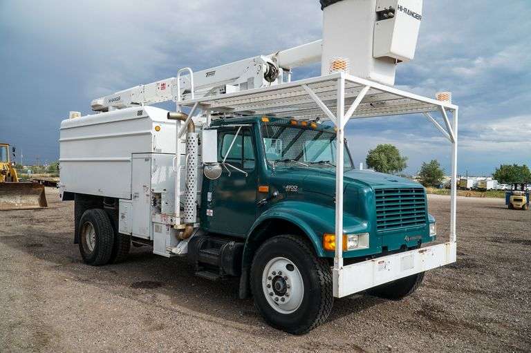 1997 INTERNATIONAL 4900 S/A BUCKET TRUCK, DT466 Diesel, Automatic