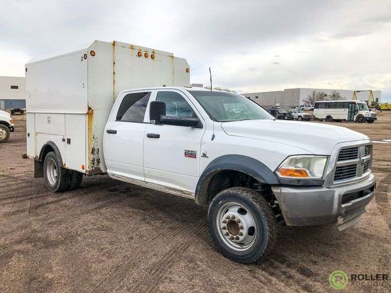 2011 Dodge Ram 4500 4WD Heavy Duty Crew Cab High Top Utility Truck