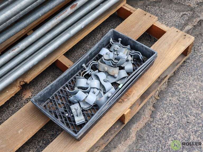 (20) 10' Livestock Panels With Clamps Roller Auctions