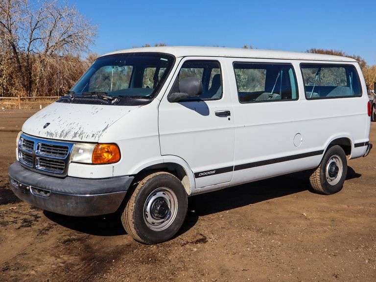 1999 DODGE RAM 2500 12-PASSENGER VAN, 5.9L V8, Automatic Mileage:81525